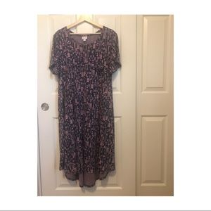 LuLaRoe Arrow Print Carly. 2XL.